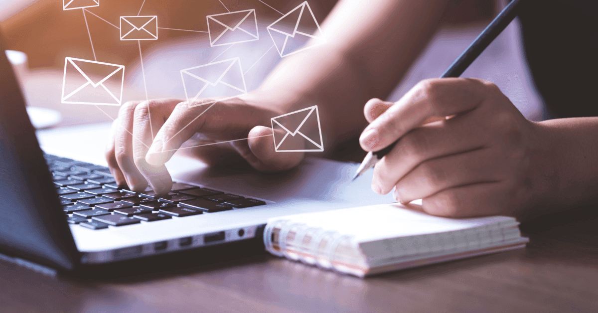 How To Write An Awesome Recruiting Email For Your Candidates